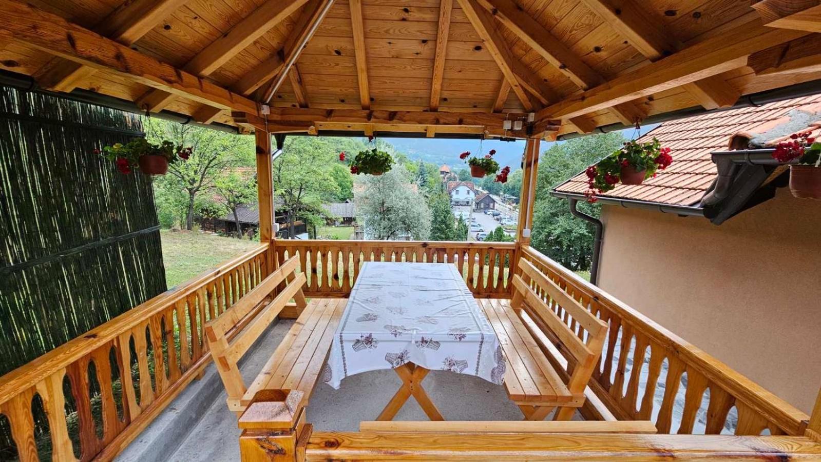 Apartmani Maksimovic Mokra Gora Extérieur photo