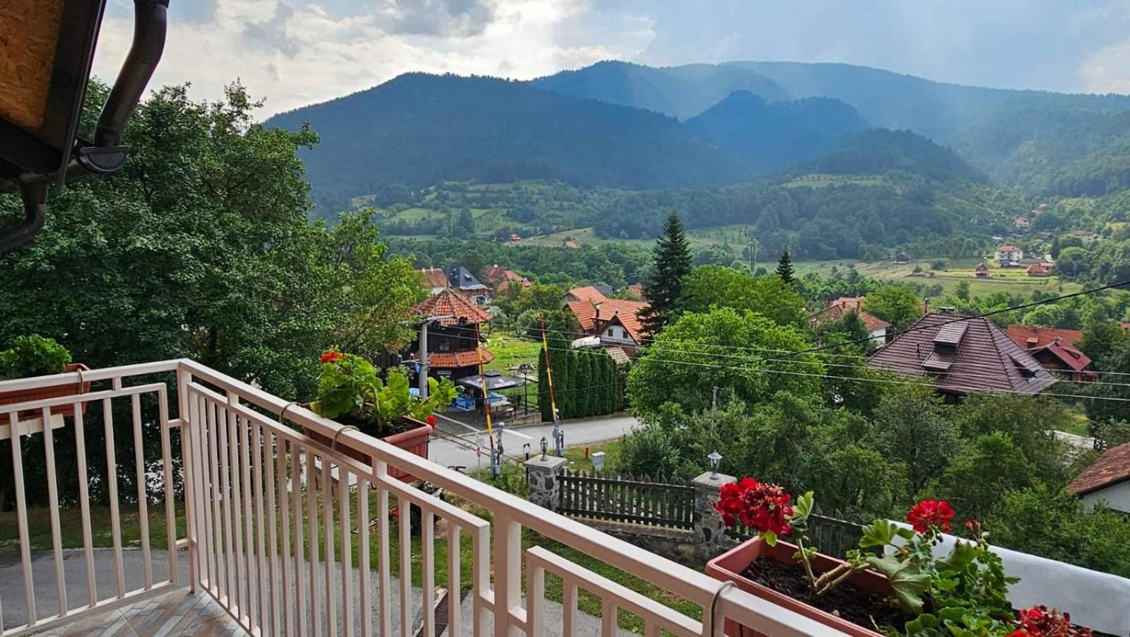 Apartmani Maksimovic Mokra Gora Extérieur photo